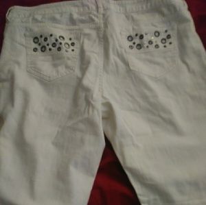 White Jeans